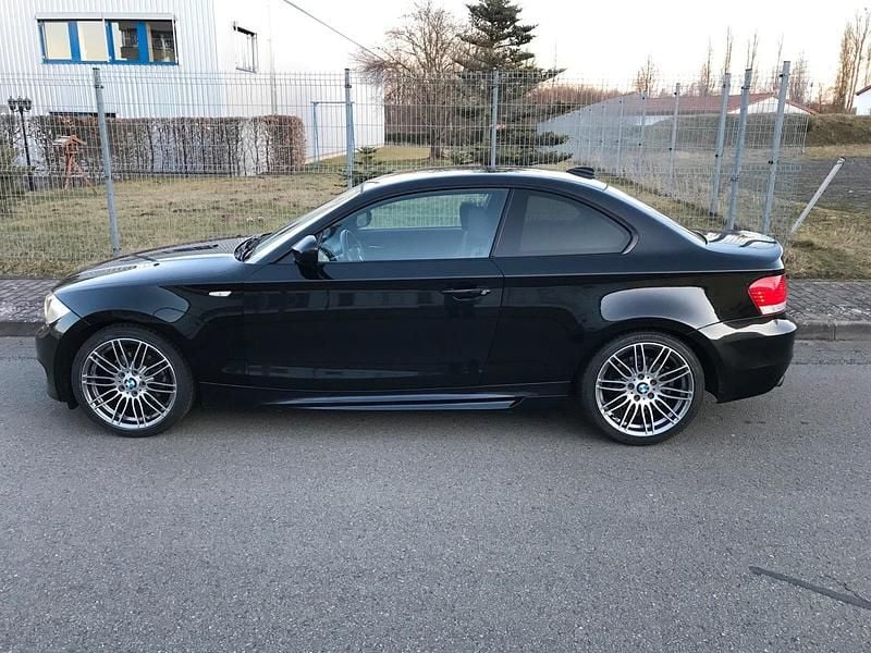 Gebraucht BMW 125 Coupé 218 PS (160 kW) 2010 Schwarz Coupé