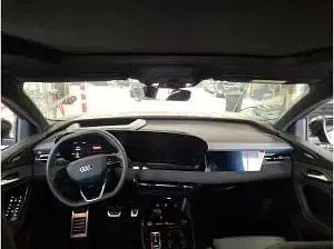 Gebraucht Audi Q6 e-tron 225 kW (306 PS) 2025 Schwarz (mythosschwarz metallic) SUV