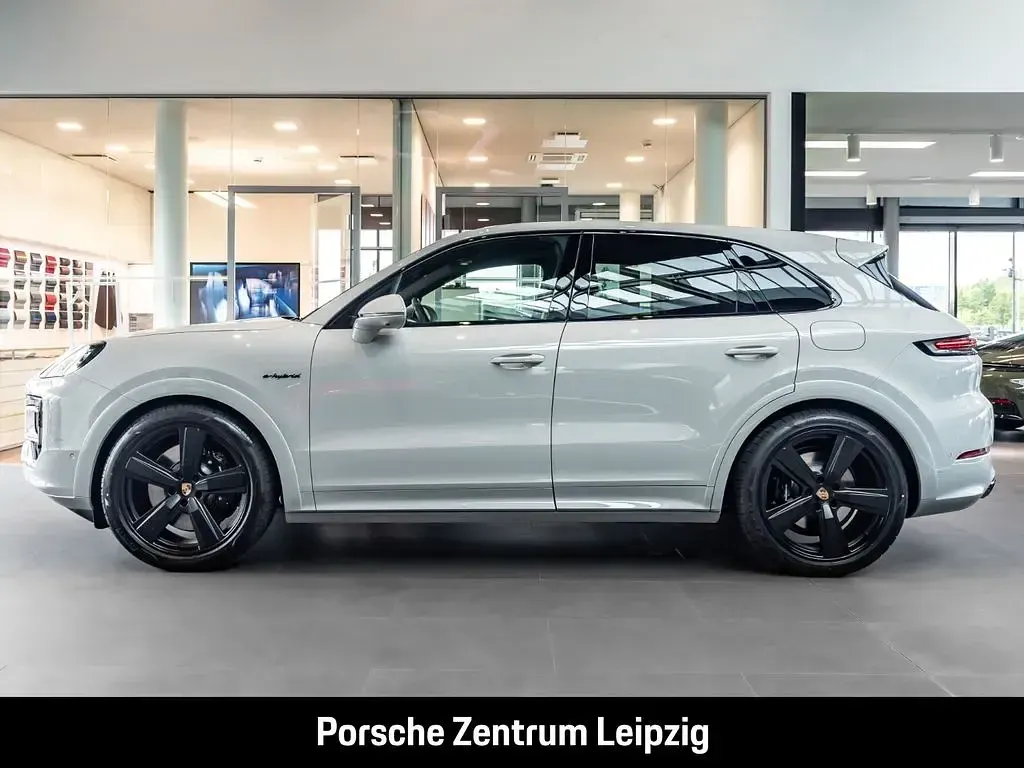 Neu Porsche Cayenne S E-Hybrid Black Edition 519 PS (381 kW) 2026 Weiss SUV