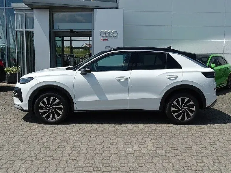 Neu VW T-Roc 116 PS (85 kW) 2026 Weiß SUV