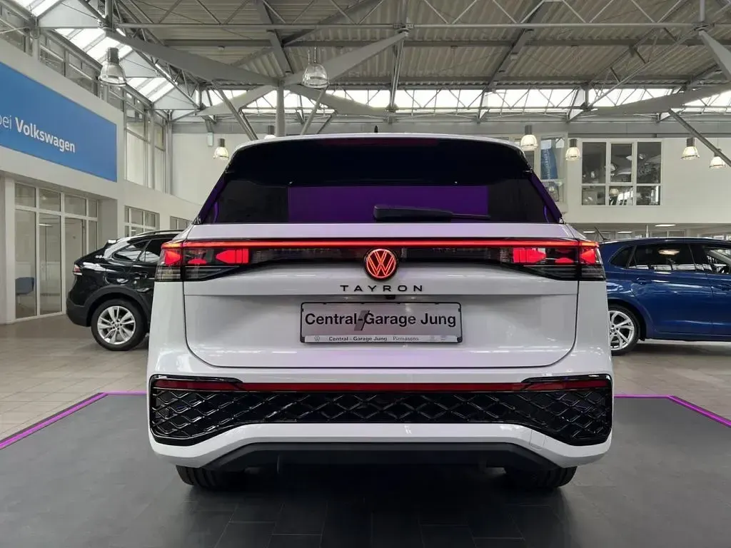Neu VW Tayron R-line 150 PS (110 kW) 2026 Weiß SUV