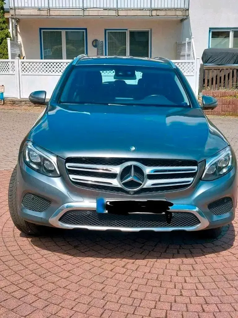 Gebraucht Mercedes GLC250 211 PS (155 kW) 2016 Grau SUV