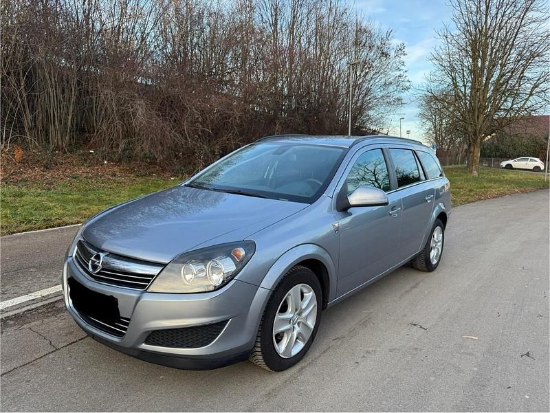 Silber Gebraucht 2010 Opel Astra Edition Kombi | 1.290 € (Guter Preis) - Bild 1/4
