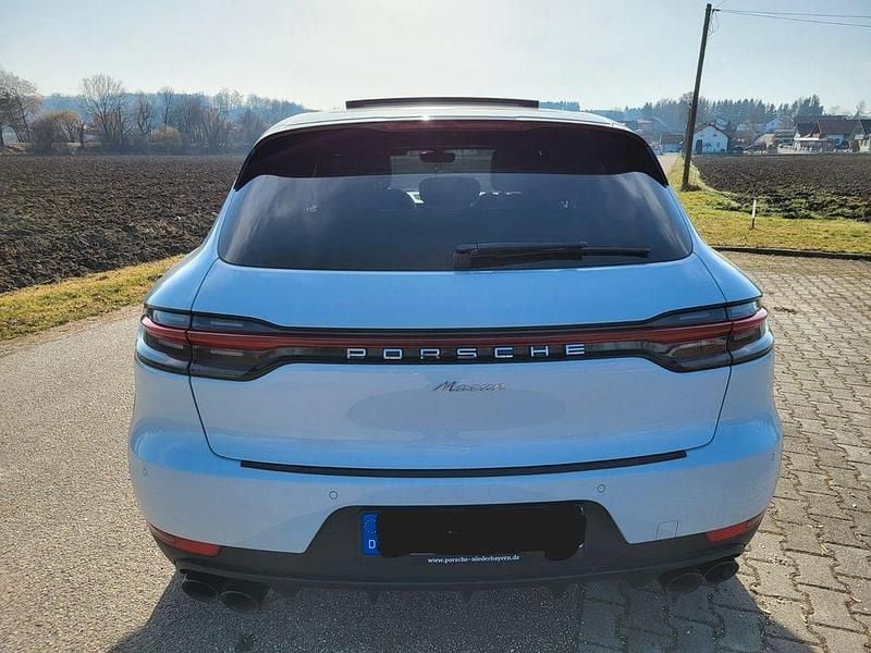 Gebraucht Porsche Macan 245 PS (180 kW) 2019 Weiß SUV
