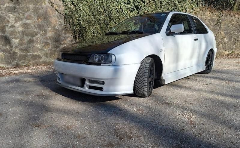 Gebraucht Seat Cordoba 101 PS (74 kW) 1998 Weiß Coupé