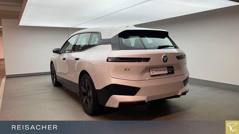 Gebraucht BMW iX Performance 384 kW (523 PS) 2025 Mineralweiß metallic SUV