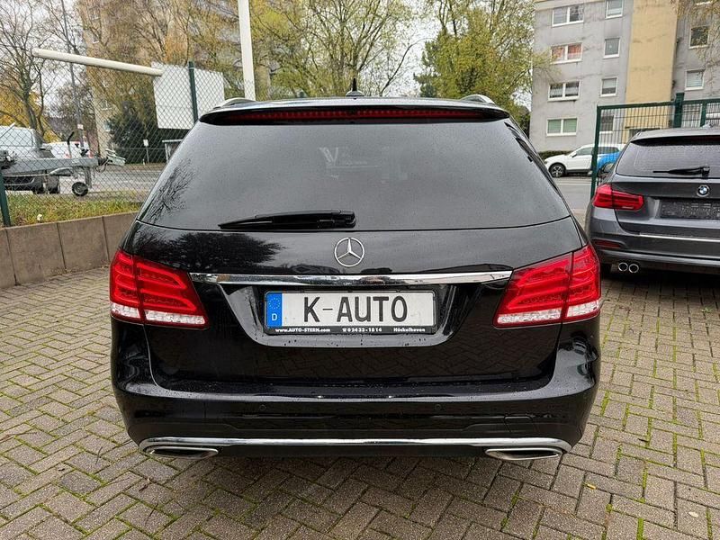Gebraucht Mercedes E350 AMG 252 PS (185 kW) 2013 Schwarz Kombi