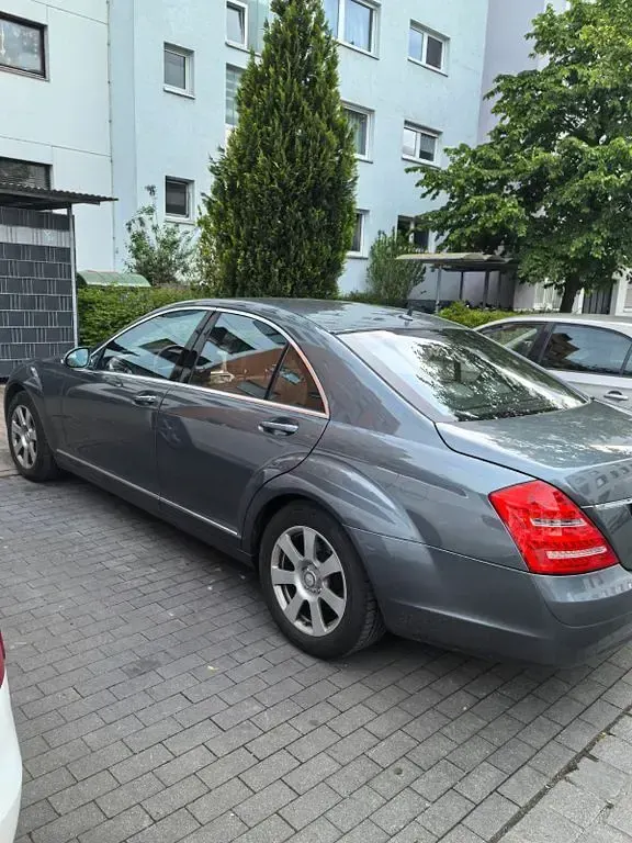 Gebraucht Mercedes S320 235 PS (172 kW) 2007 Grau Limousine