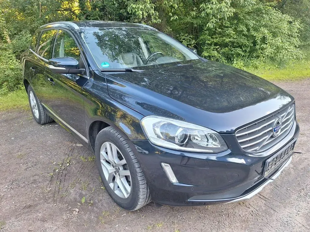 Gebraucht Volvo XC60 Summum 220 PS (161 kW) 2016 Blau SUV