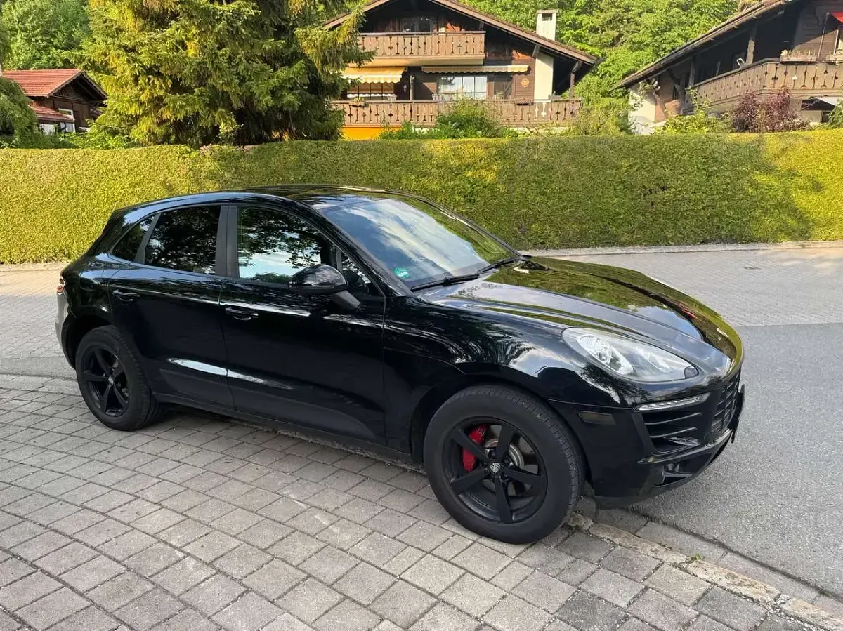 Gebraucht Porsche Macan 252 PS (185 kW) 2017 Schwarz SUV