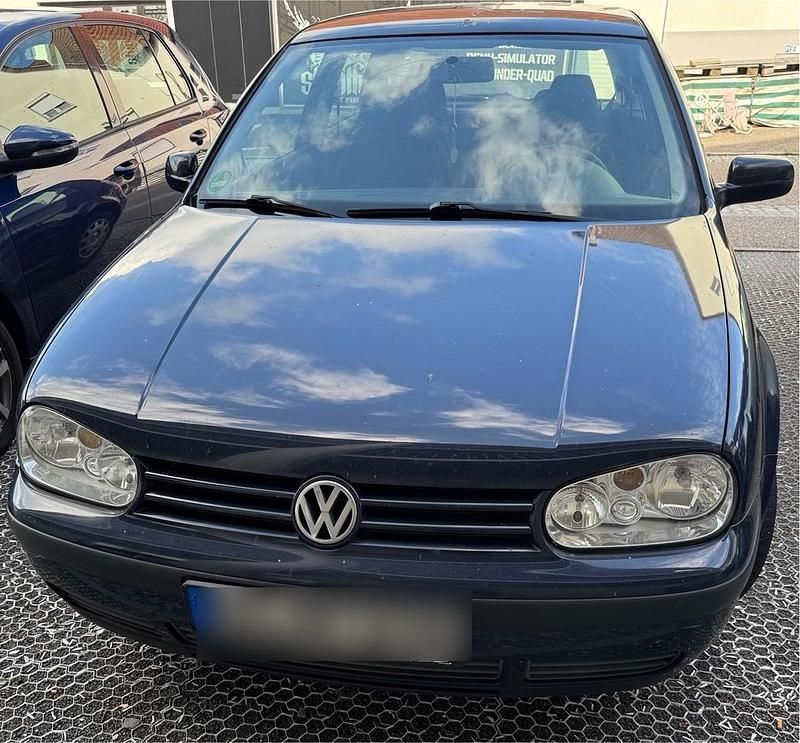 Blau Gebraucht 1999 VW Golf IV Limousine | 1.100 € (Guter Preis) - Bild 1/4