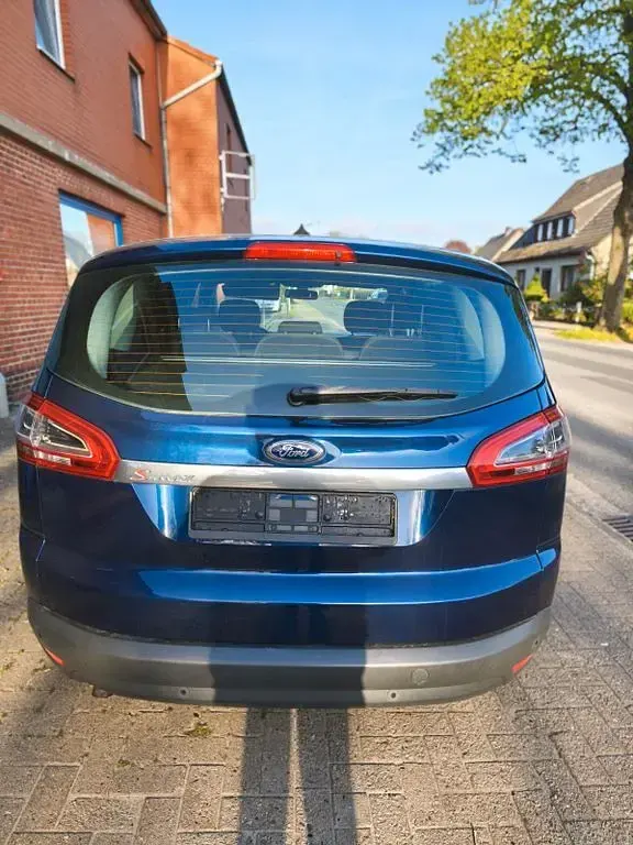 Gebraucht Ford S-MAX S 140 PS (102 kW) 2012 Blau Van / Kleinbus