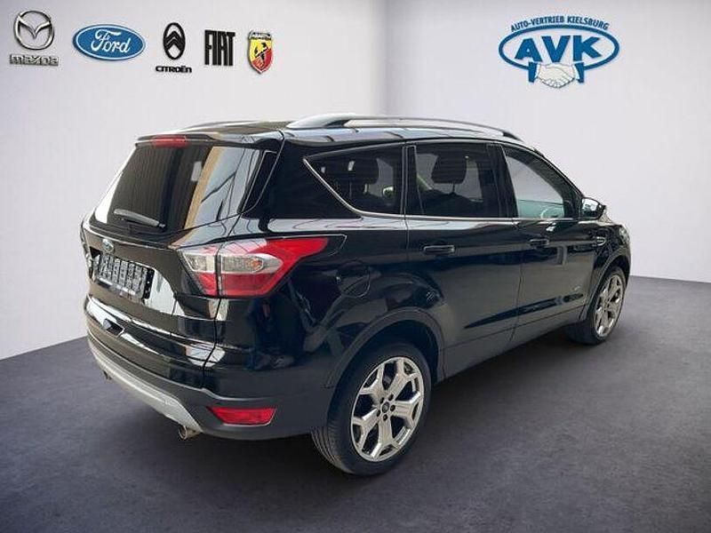 Gebraucht Ford Kuga Titanium 150 PS (110 kW) 2019 Schwarz SUV
