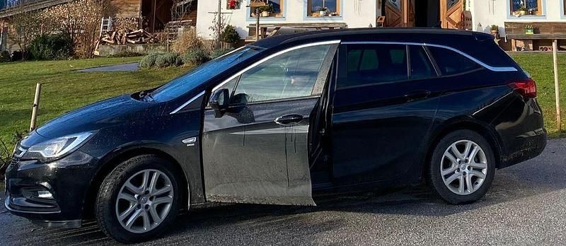 Gebraucht Opel Astra 136 PS (100 kW) 2016 Schwarz Limousine