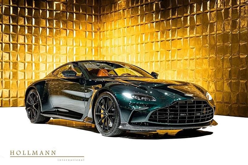 Gebraucht Aston Martin Vantage 700 PS (514 kW) 2023 Pentland green Coupé