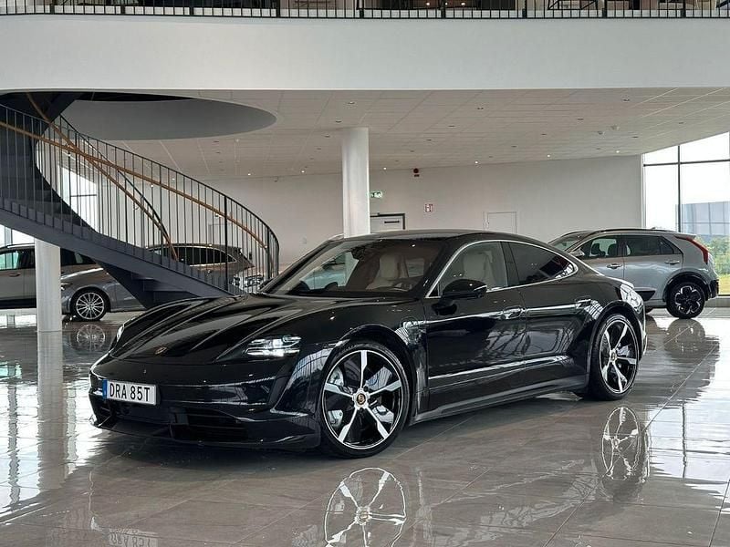 Schwarz Gebraucht 2021 Porsche Taycan Turbo Limousine | 74.284 € (Superpreis) - Bild 1/4