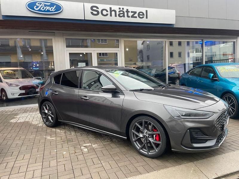 Gebraucht Ford Focus ST 280 PS (205 kW) 2023 Grau Limousine