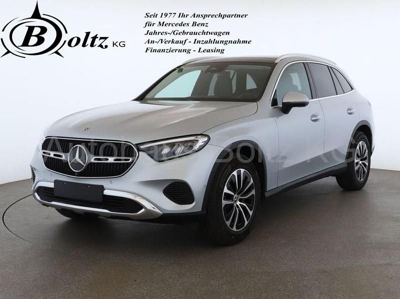 Hightechsilber (metallic) Gebraucht 2024 Mercedes GLC200 Avantgarde SUV | 52.800 € (Fairer Preis) - Bild 1/4