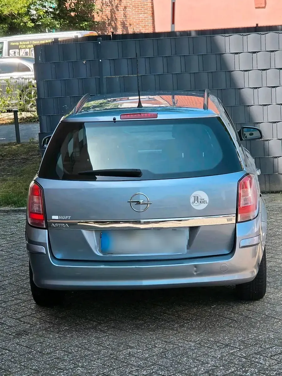 Gebraucht Opel Astra 140 PS (102 kW) 2006 Kombi