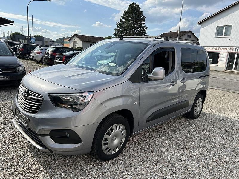 Grau Gebraucht 2021 Opel Combo Edition Van / Kleinbus | 16.980 € (Fairer Preis) - Bild 1/4