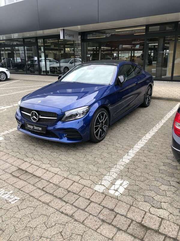 Blau Gebraucht 2019 Mercedes C300 AMG Coupé | 31.500 € (Guter Preis) - Bild 1/4