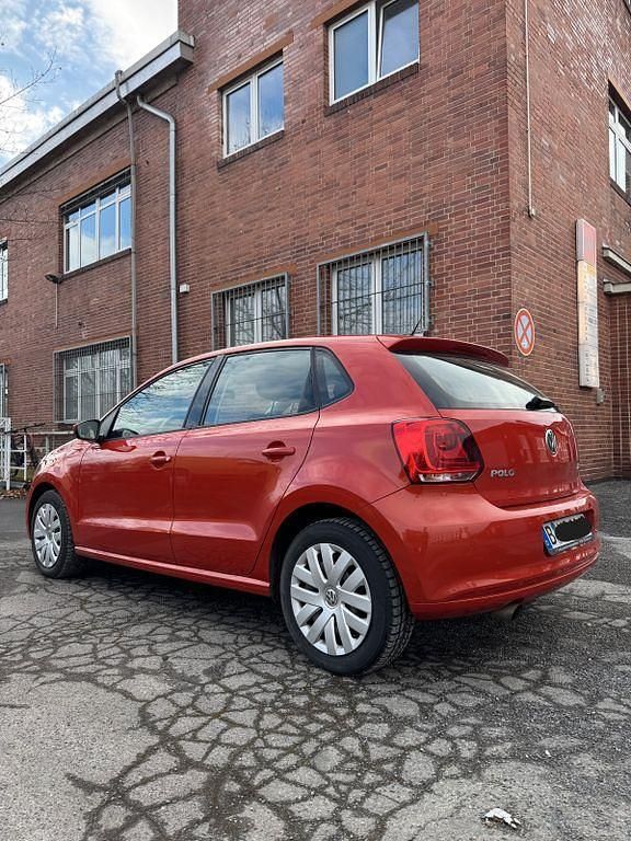 Gebraucht VW Polo Comfortline 90 PS (66 kW) 2013 Orange Kleinwagen