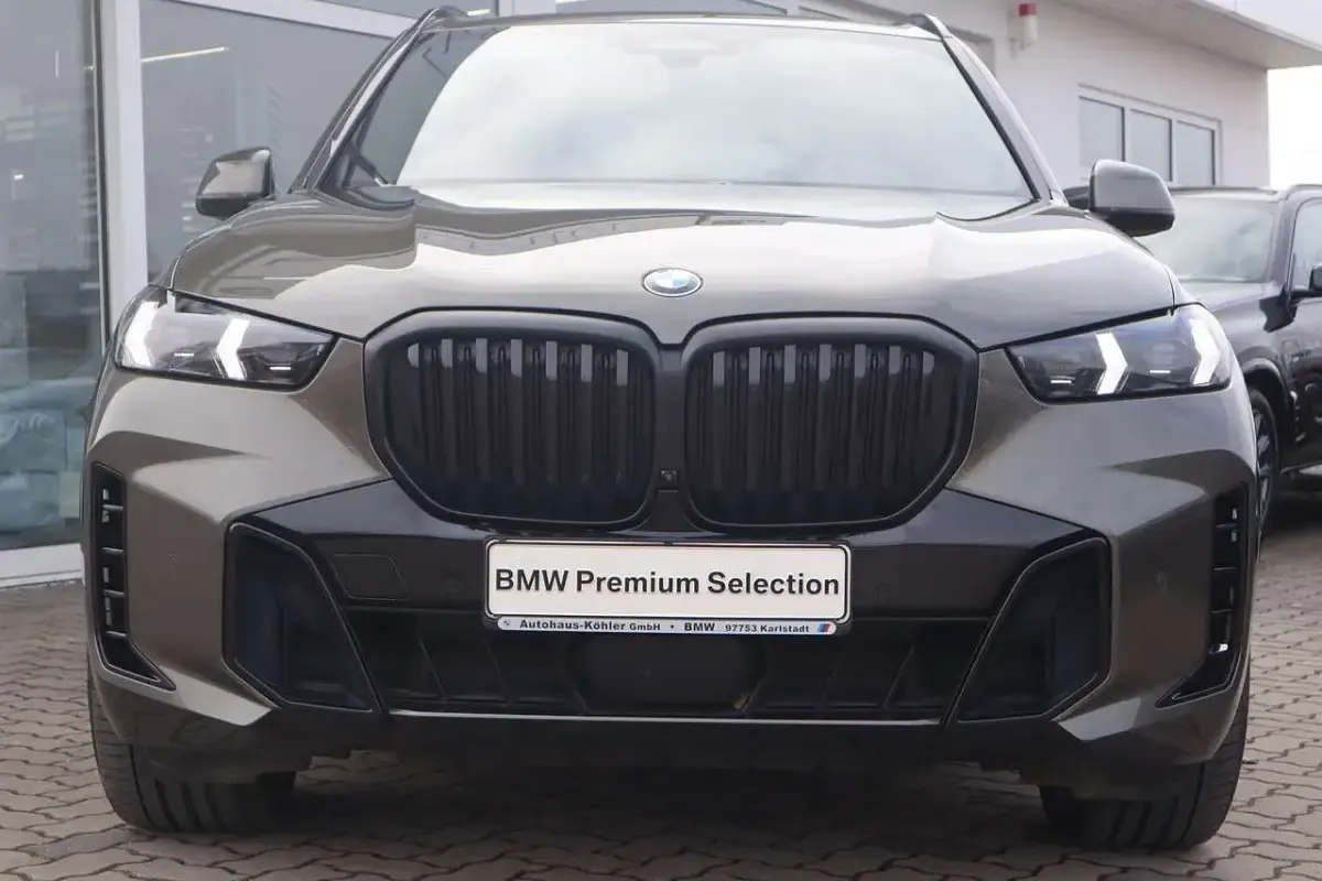 Gebraucht BMW X5 M Sport 352 PS (258 kW) 2024 Manhattan SUV