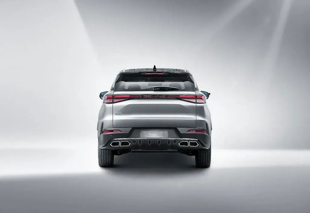 Neu Baic X75 177 PS (130 kW) 2026 Grau SUV