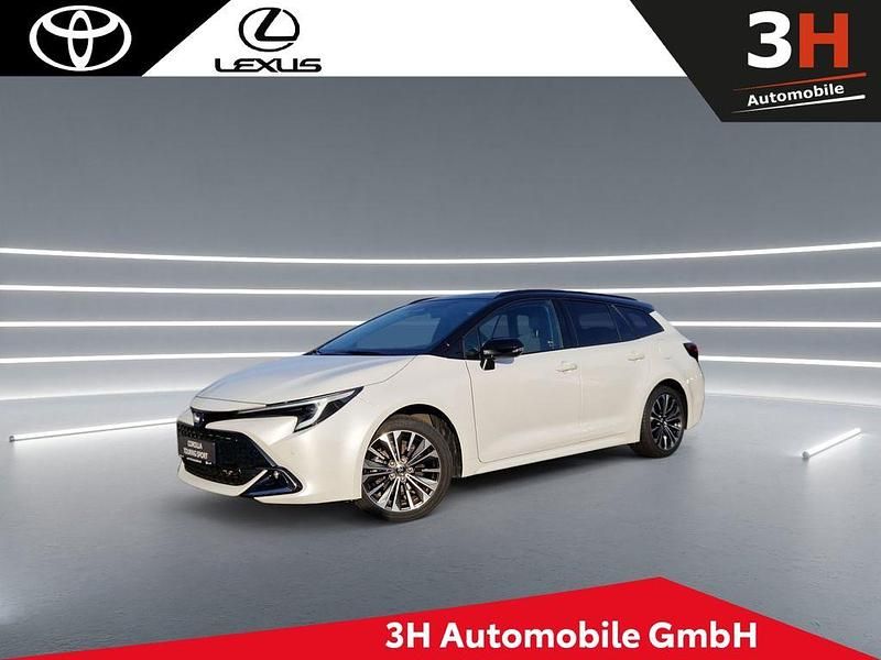Gebraucht Toyota Corolla Basis 141 PS (103 kW) 2024 Platinum white pearl / black Limousine