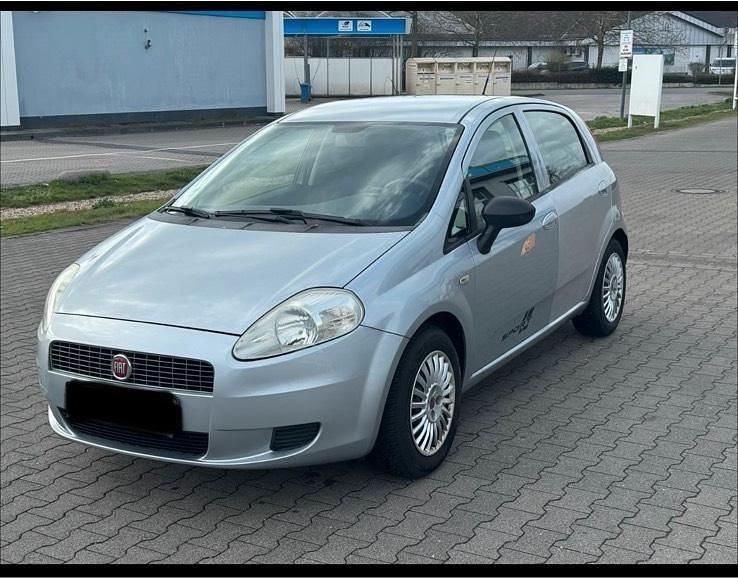 Gebraucht Fiat Punto 64 PS (47 kW) 2008 Silber Kleinwagen