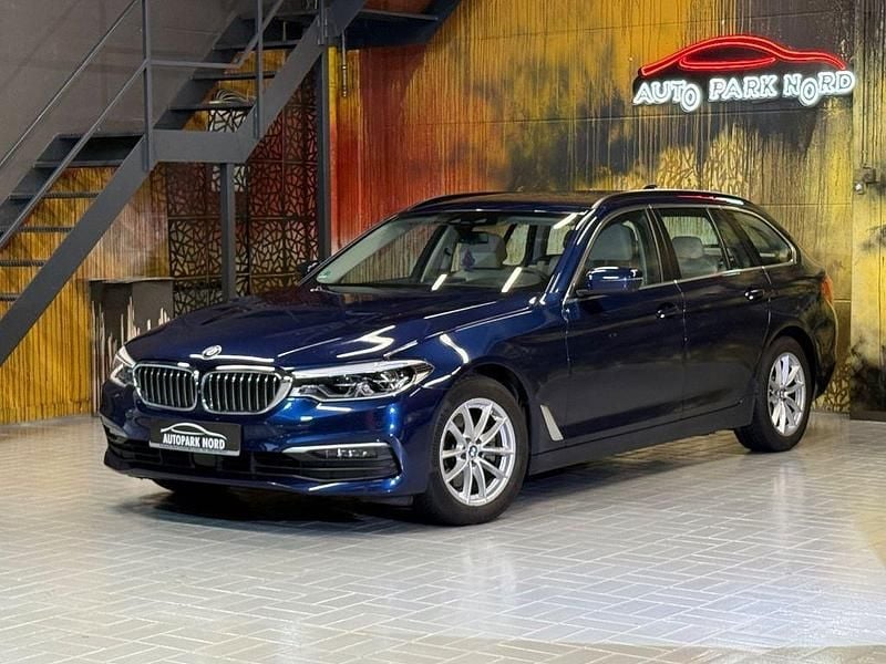 Blau Gebraucht 2019 BMW 520 Kombi | 23.900 € (Guter Preis) - Bild 1/4