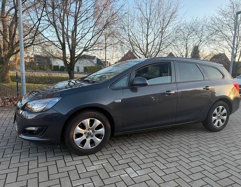 Gebraucht Opel Astra 136 PS (100 kW) 2015 Grau Kombi