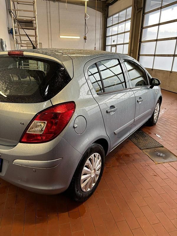 Gebraucht Opel Corsa 90 PS (66 kW) 2007 Blau Kleinwagen