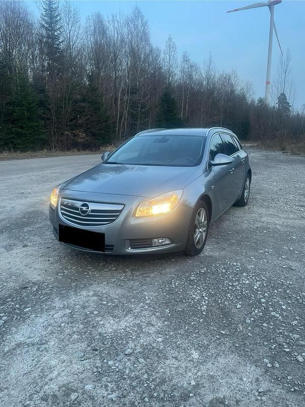 Gebraucht Opel Insignia 160 PS (117 kW) 2012 Blau Kombi
