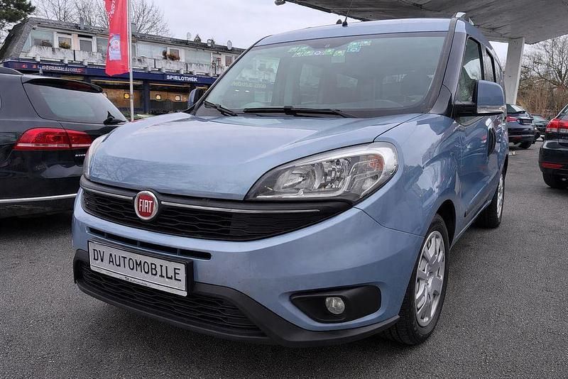 Gebraucht Fiat Doblò 120 PS (88 kW) 2017 Blau Van / Kleinbus