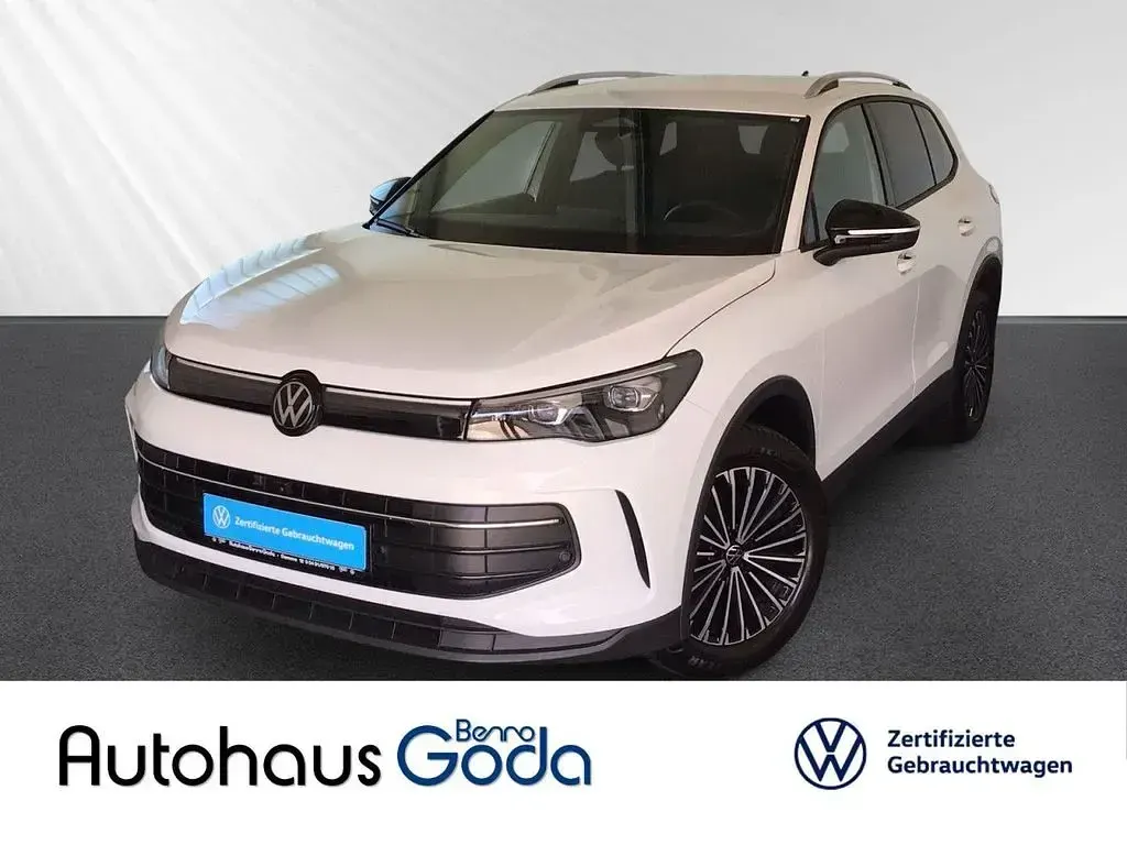 Gebraucht VW Tiguan Goal 150 PS (110 kW) 2025 Pure white SUV