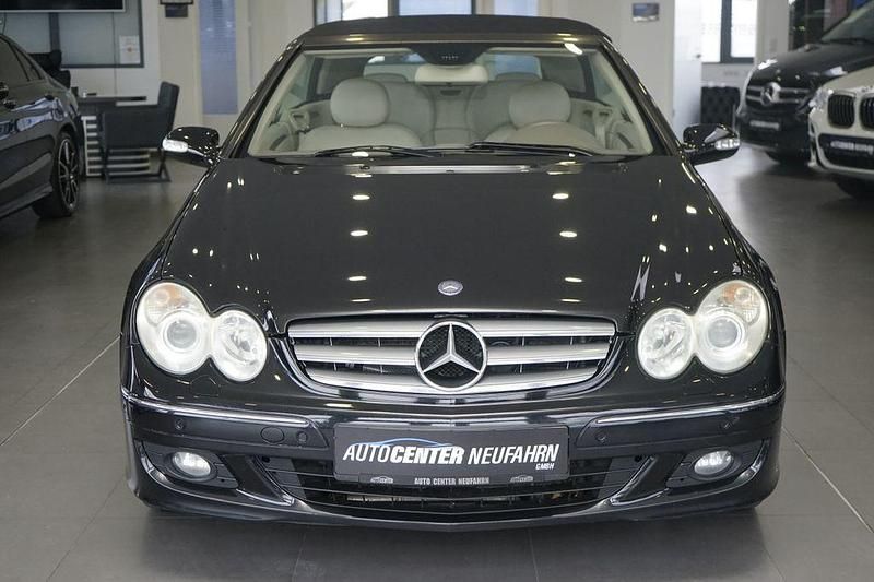 Gebraucht Mercedes CLK280 231 PS (169 kW) 2007 Obsidianschwarz  metalliclack Cabrio