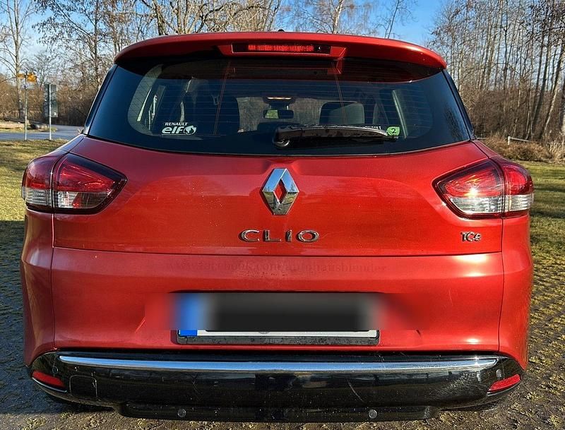Gebraucht Renault Clio IV Luxe 90 PS (66 kW) 2013 Rot Kleinwagen