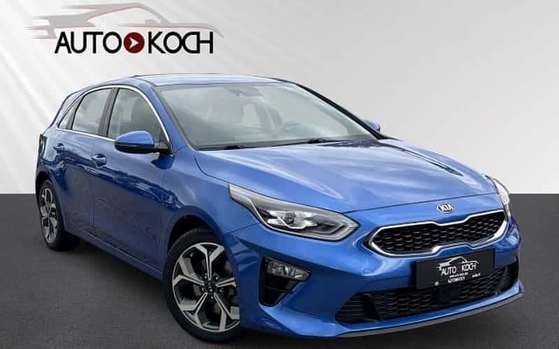 Blau Gebraucht 2021 Kia Ceed Vision Kleinwagen | 19.479 € (Fairer Preis) - Bild 1/4