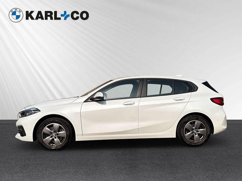 Gebraucht BMW 118 Advantage 150 PS (110 kW) 2022 Mineralweiss metallic Kleinwagen