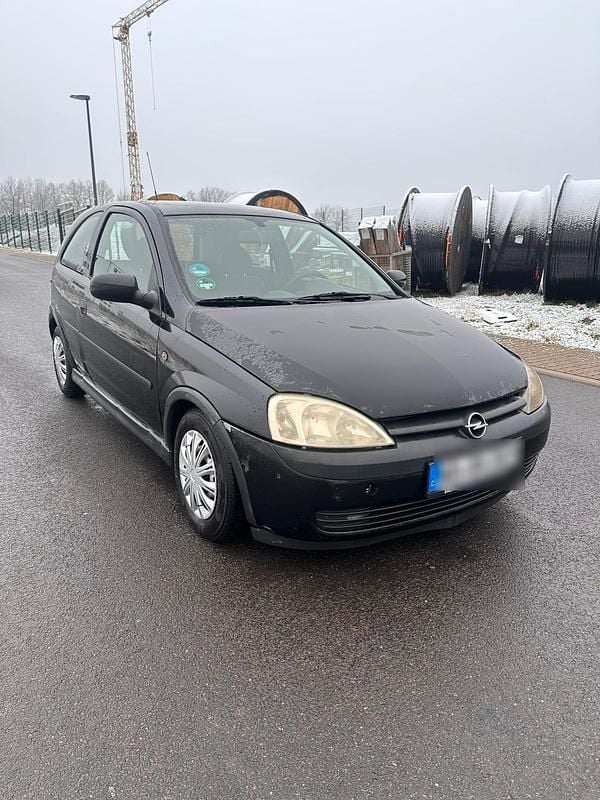 Schwarz Gebraucht 2001 Opel Corsa Sport Kleinwagen | 1.699 € (Fairer Preis) - Bild 1/4