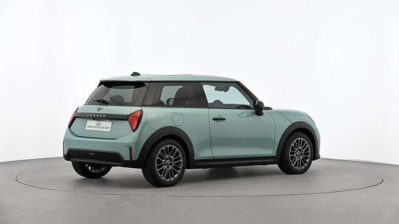 Gebraucht Mini Cooper Classic 156 PS (114 kW) 2024 Grün Kleinwagen