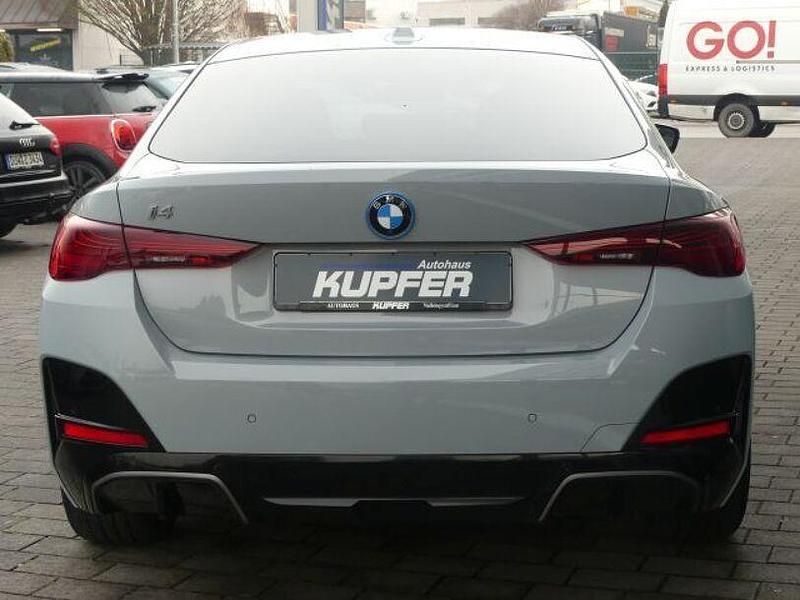 Gebraucht BMW i4 Performance 250 kW (340 PS) 2024 Brooklyngrau Limousine