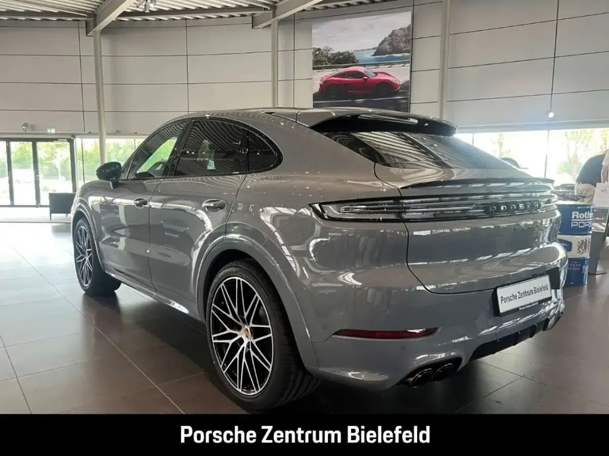 Gebraucht Porsche Cayenne S 475 PS (349 kW) 2025 Arktikgrau SUV