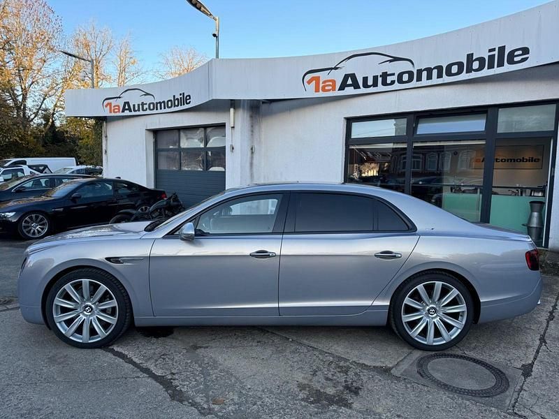 Gebraucht Bentley Flying Spur 635 PS (467 kW) 2018 Grau Limousine