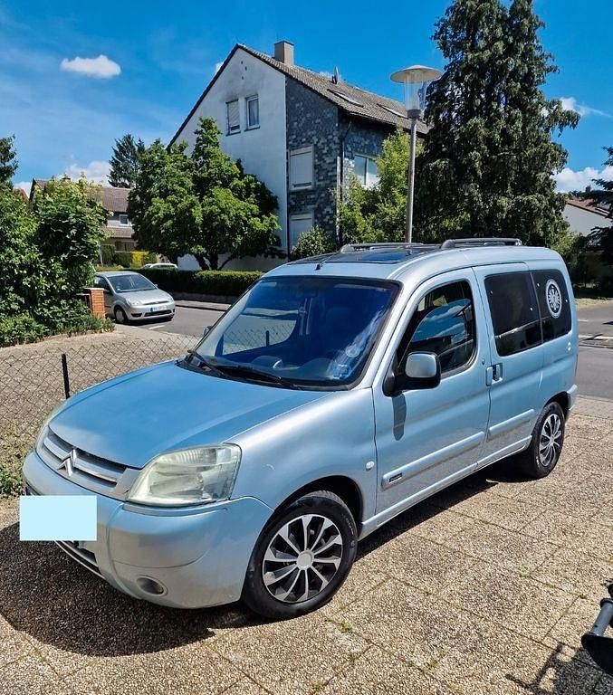 Grau Gebraucht 2003 Citroën Berlingo Van / Kleinbus | 2.250 € (Fairer Preis) - Bild 1/4
