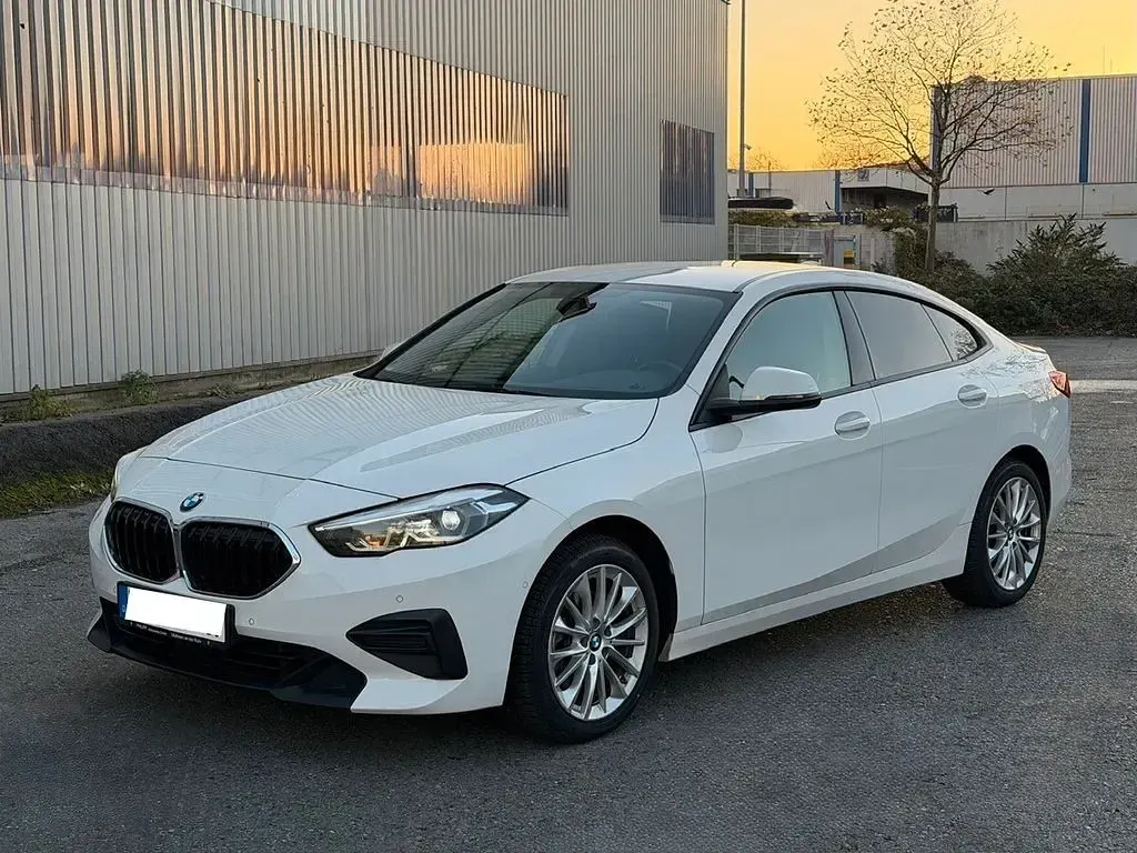 Gebraucht BMW 218 Advantage 136 PS (100 kW) 2021 Weiß Coupé