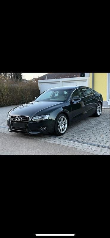 Grün Gebraucht 2010 Audi A5 Sportback Kleinwagen | 7.000 € (Superpreis) - Bild 1/4