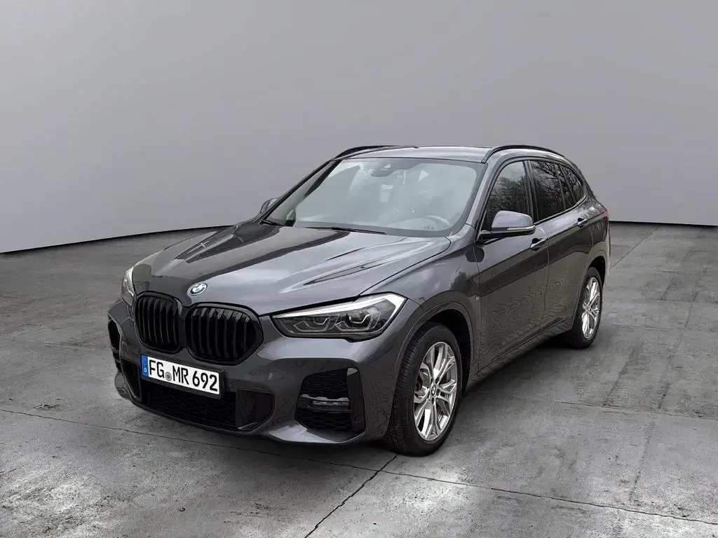 Gebraucht BMW X1 M Sport 170 PS (125 kW) 2020 Grau SUV
