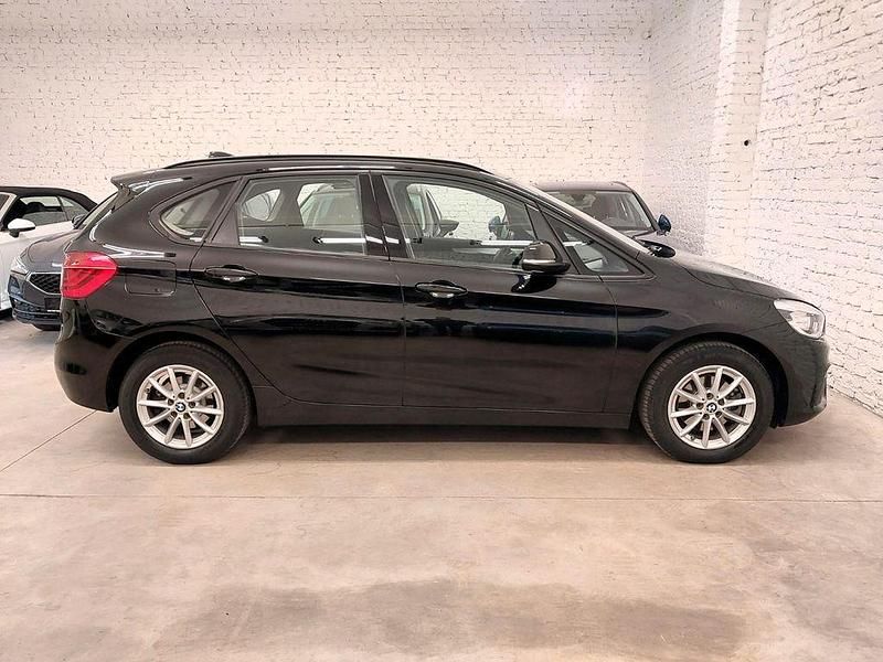 Gebraucht BMW 218 Active Tourer Advantage 136 PS (100 kW) 2018 Schwarz Van / Kleinbus